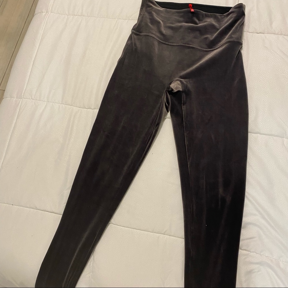 Spanx velvet grey/silver leggings
